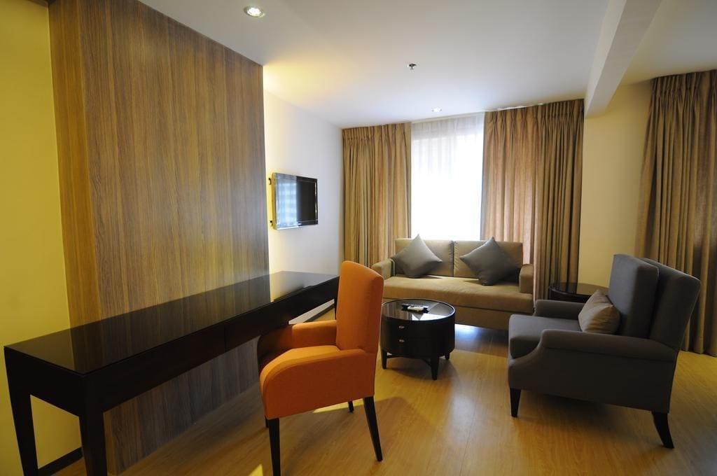 Imperial Palace Suites Ciudad Quezon Exterior foto