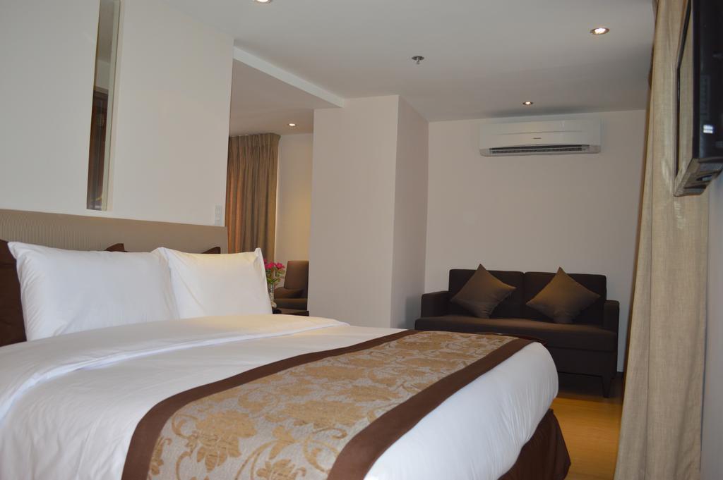 Imperial Palace Suites Ciudad Quezon Exterior foto