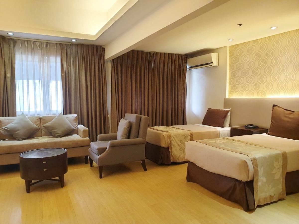 Imperial Palace Suites Ciudad Quezon Exterior foto